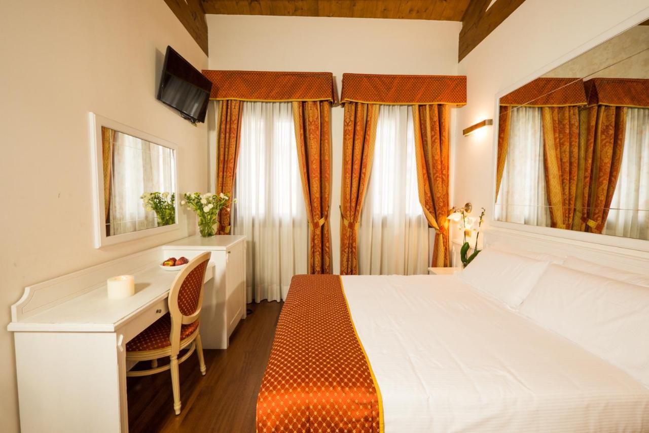 Bed and Breakfast Ca Doge Venecia Exterior foto