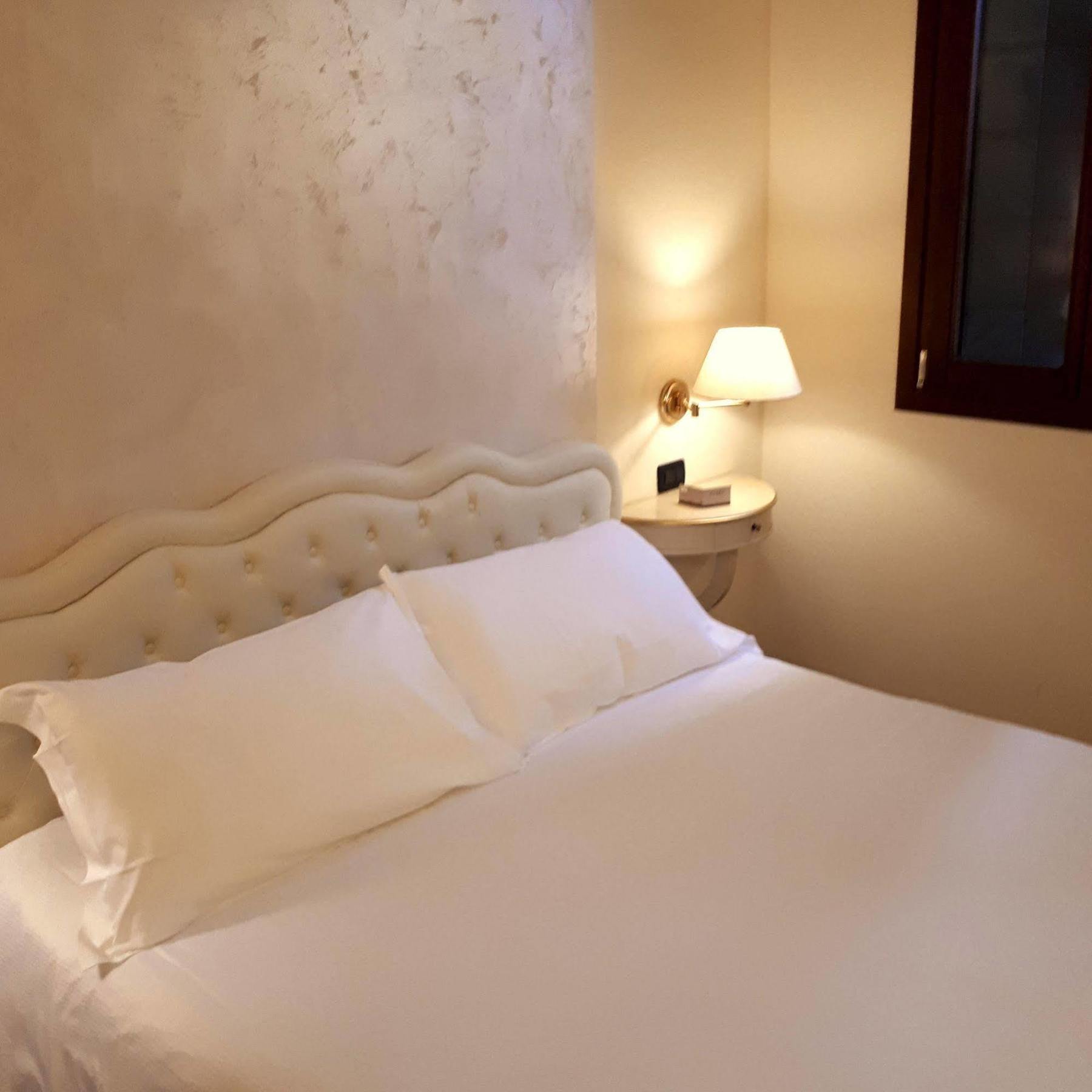 Bed and Breakfast Ca Doge Venecia Exterior foto